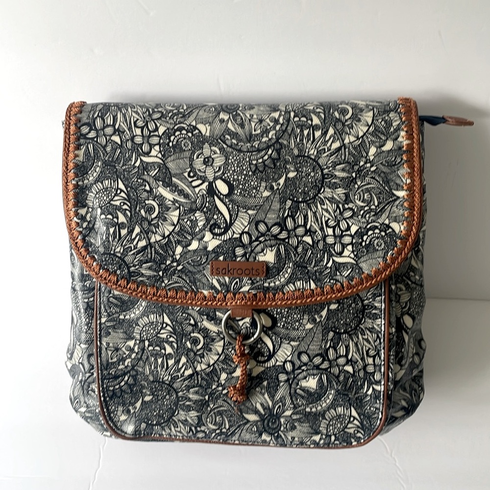 SAKROOTS Women's Convertible Backpack Tote, NAVY SPIRIT DESERT color BNWOT